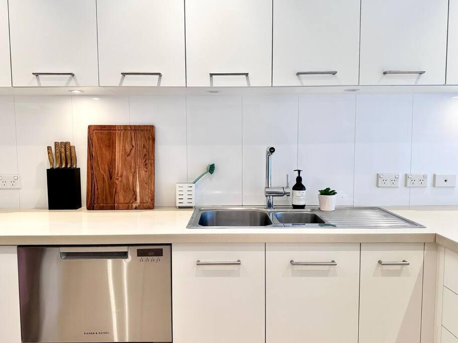 Ivy Haven With View Loft Sydney