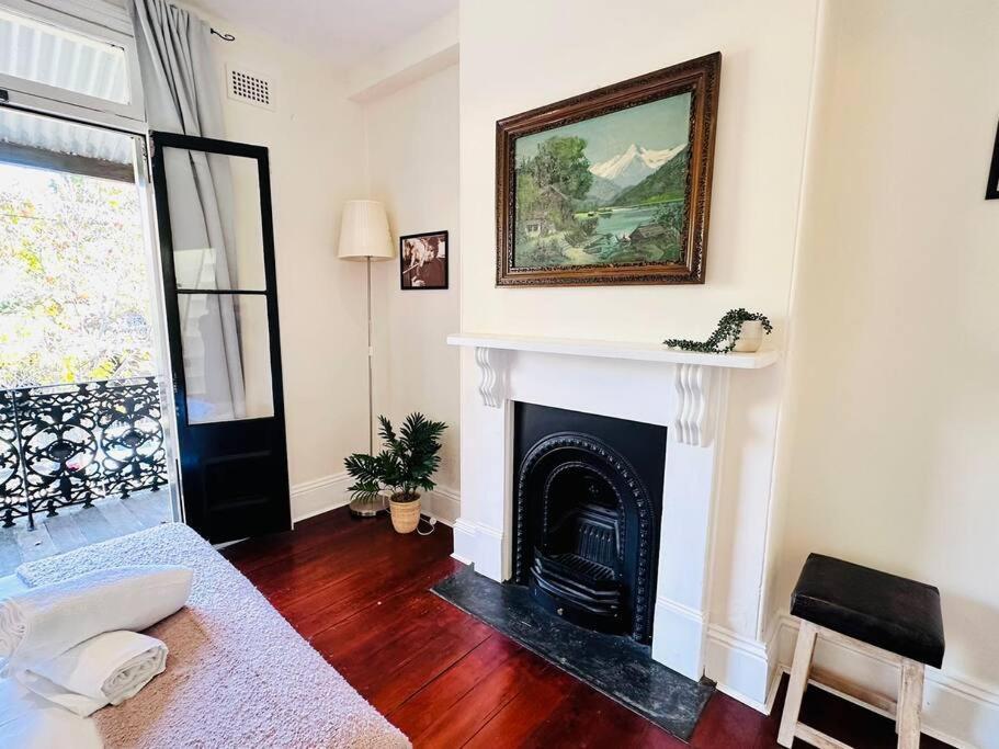 Apartment Ivy Haven With View Loft Sydney